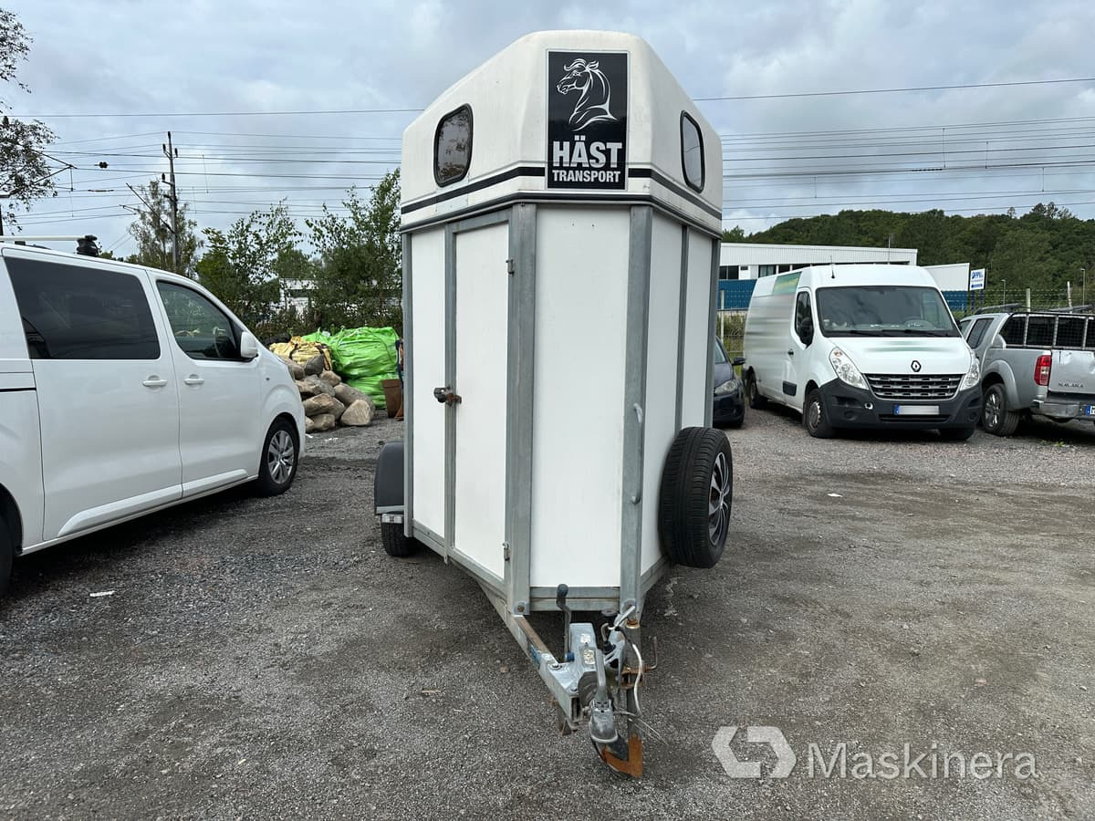 Hästsläp Chess 1300 - Priekaba žirgams vežti: foto 2 Hästsläp Chess 1300 - Priekaba žirgams vežti: foto 2
