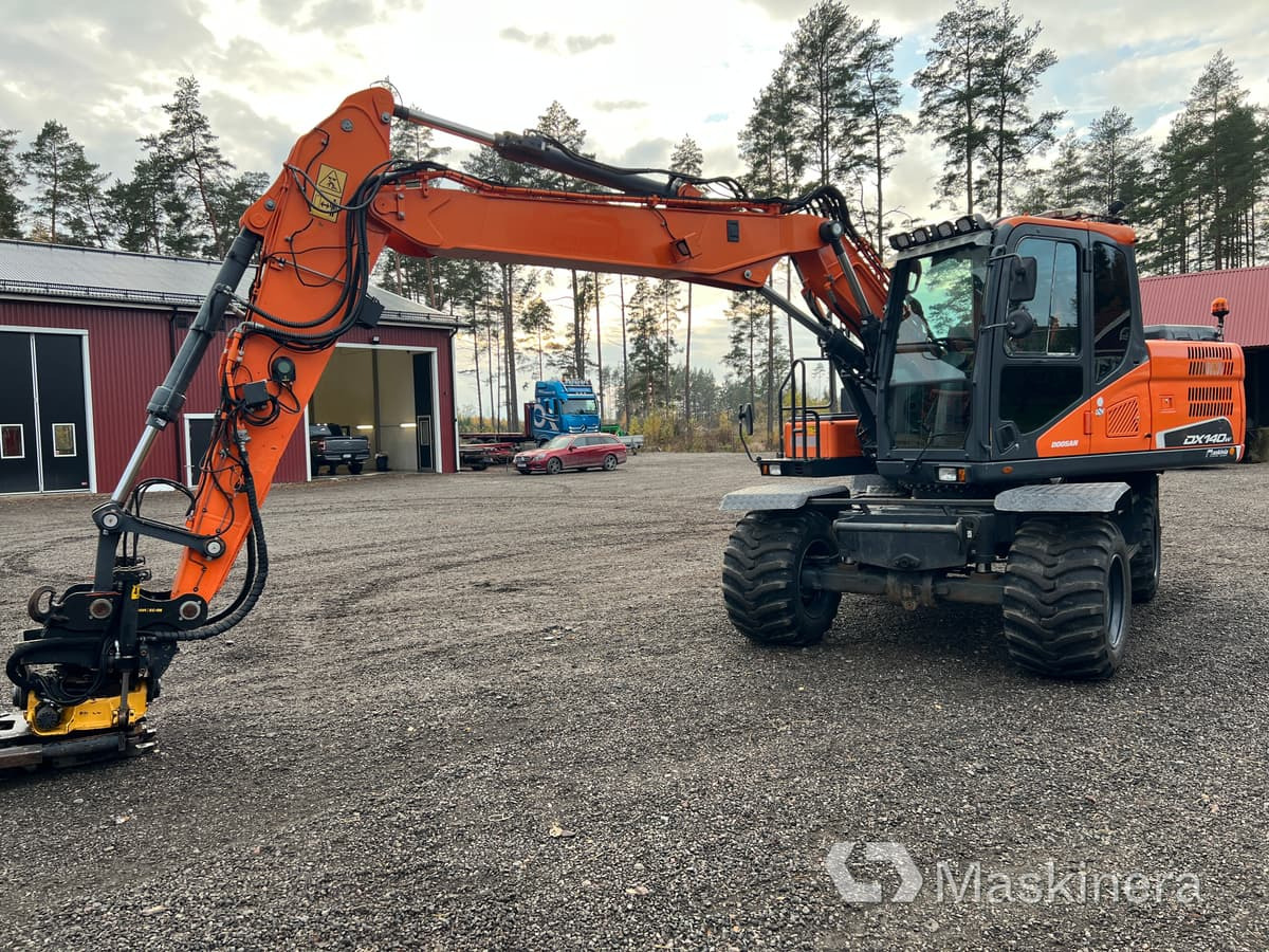 Hjulgrävare Doosan DX140-5 - Vikšrinis ekskavatorius: foto 1 Hjulgrävare Doosan DX140-5 - Vikšrinis ekskavatorius: foto 1