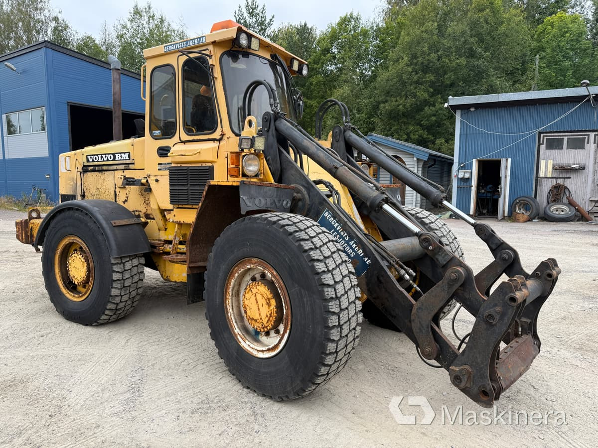 Hjullastare Volvo BM L70 - Ratinis krautuvas: foto 1 Hjullastare Volvo BM L70 - Ratinis krautuvas: foto 1
