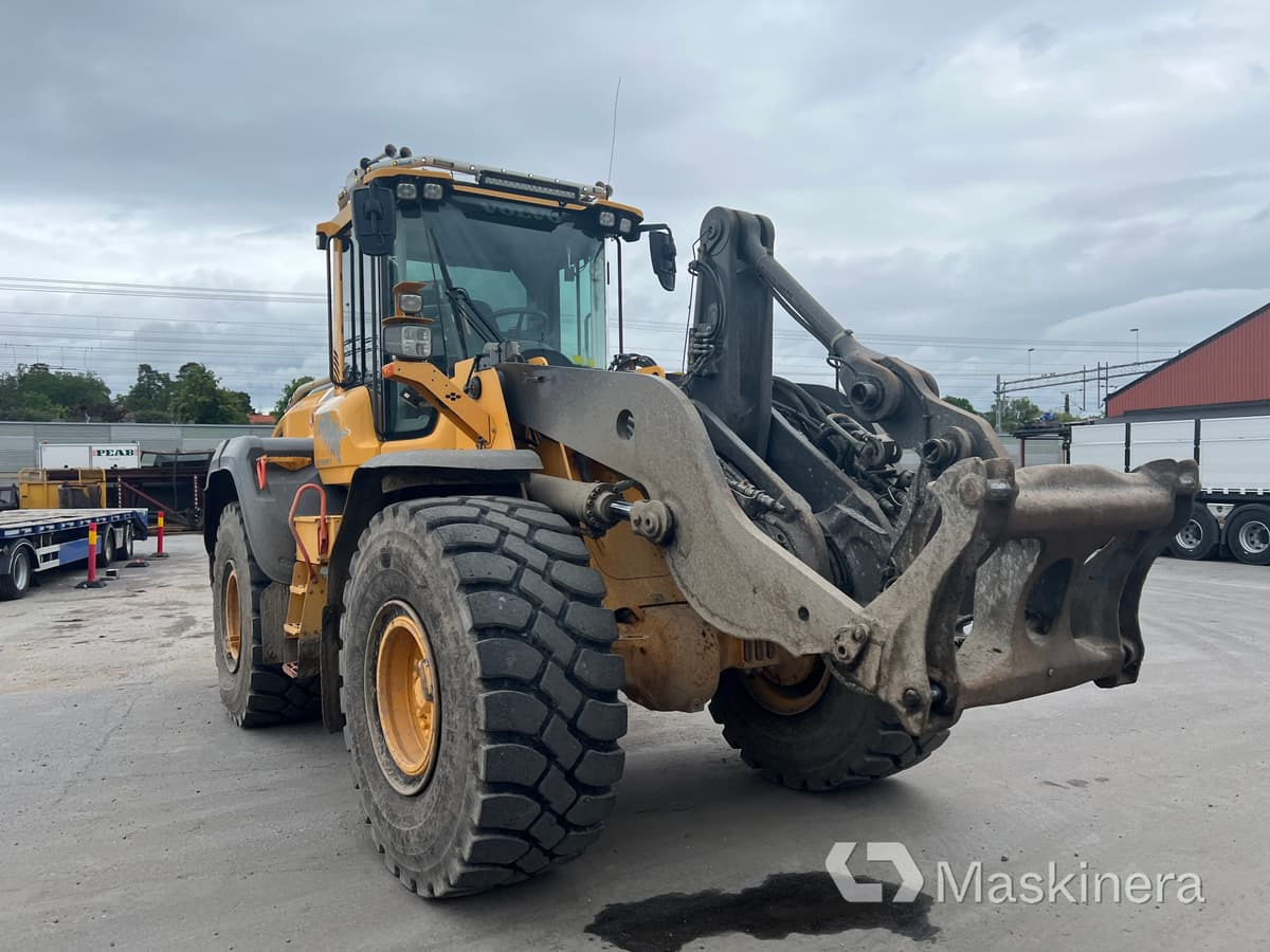 Hjullastare Volvo L110H - Ratinis krautuvas: foto 4 Hjullastare Volvo L110H - Ratinis krautuvas: foto 4
