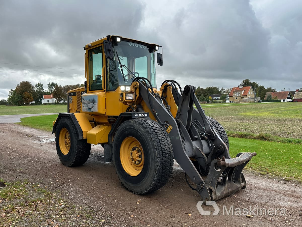 Hjullastare Volvo L50D - Ratinis krautuvas: foto 1 Hjullastare Volvo L50D - Ratinis krautuvas: foto 1