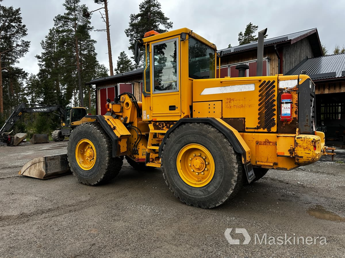 Hjullastare Volvo L70D - Ratinis krautuvas: foto 3 Hjullastare Volvo L70D - Ratinis krautuvas: foto 3