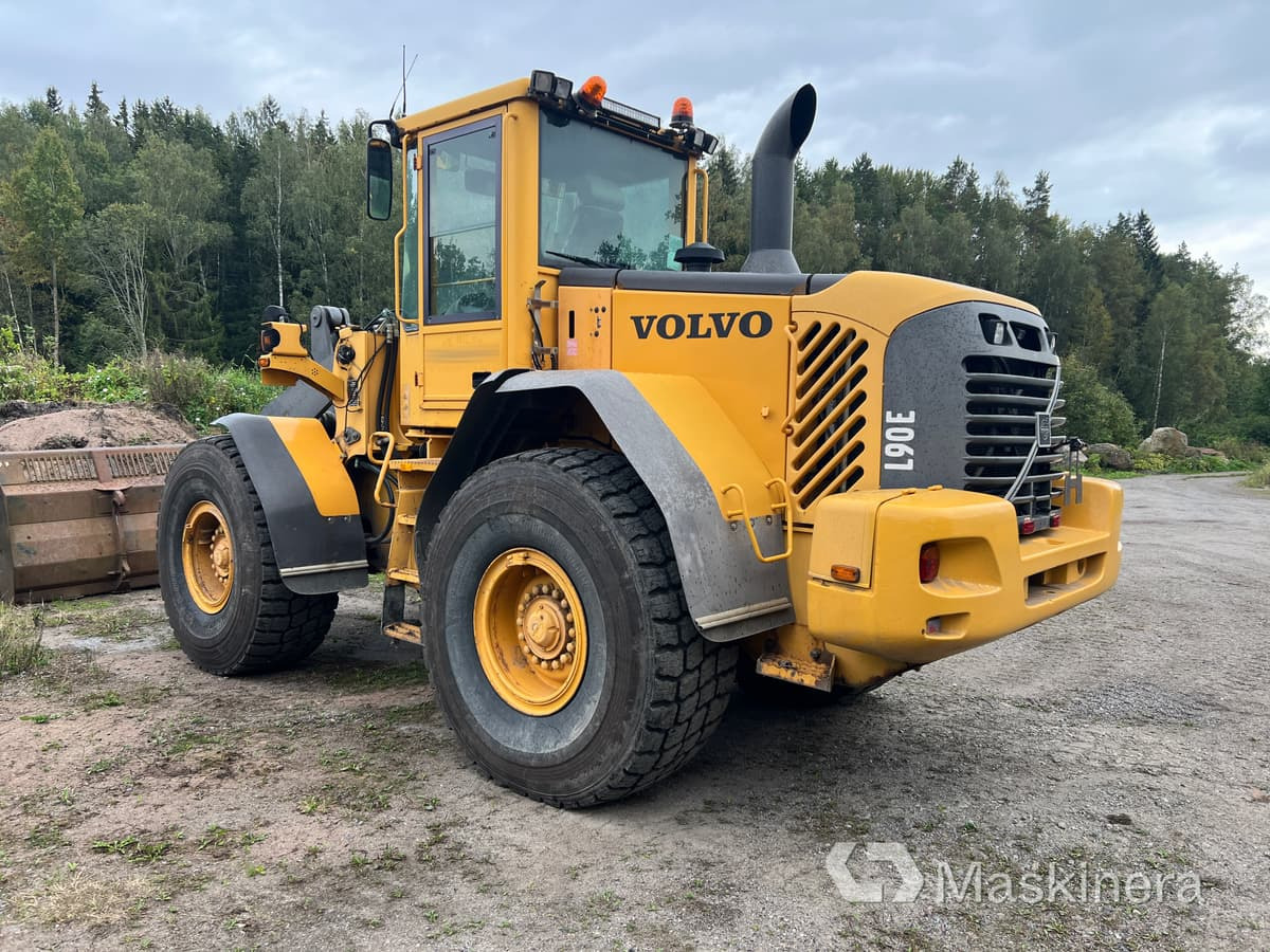 Hjullastare Volvo L90E - Ratinis krautuvas: foto 3 Hjullastare Volvo L90E - Ratinis krautuvas: foto 3