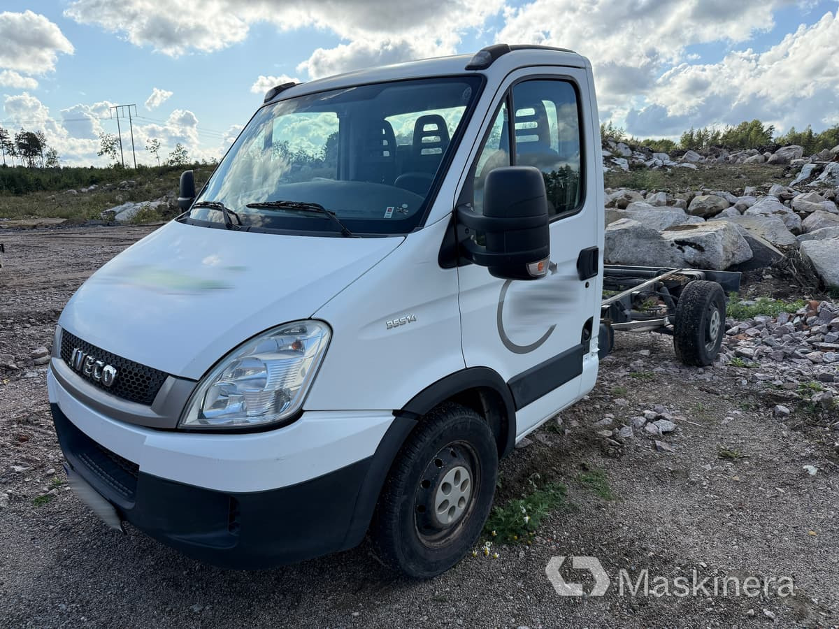 Iveco 35S14/3.0 Chassi (Rep. objekt) - Krovininis mikroautobusas: foto 1 Iveco 35S14/3.0 Chassi (Rep. objekt) - Krovininis mikroautobusas: foto 1
