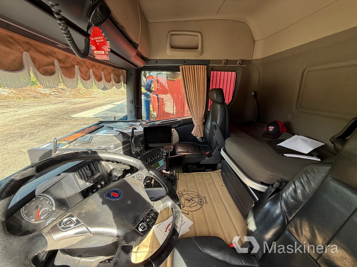 Scania R580LB6X4HNB Timmerbil Scania R580 6X4 med lastväxlare och vagn - Kita technika: foto 5 Scania R580LB6X4HNB Timmerbil Scania R580 6X4 med lastväxlare och vagn - Kita technika: foto 5
