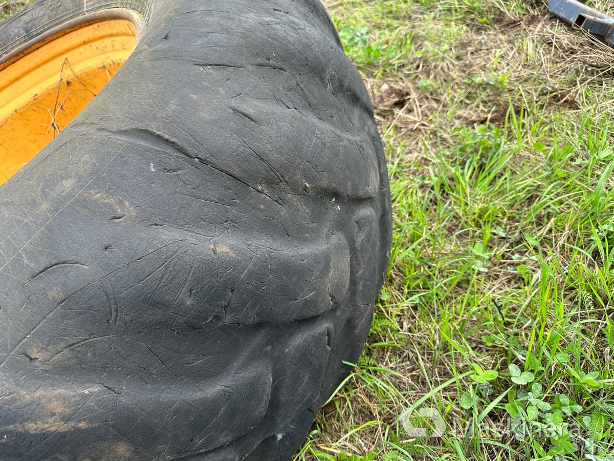 Komplett däck till skotare - 600/55R26,5 - Padanga - Miško technika: foto 5 Komplett däck till skotare - 600/55R26,5 - Padanga - Miško technika: foto 5