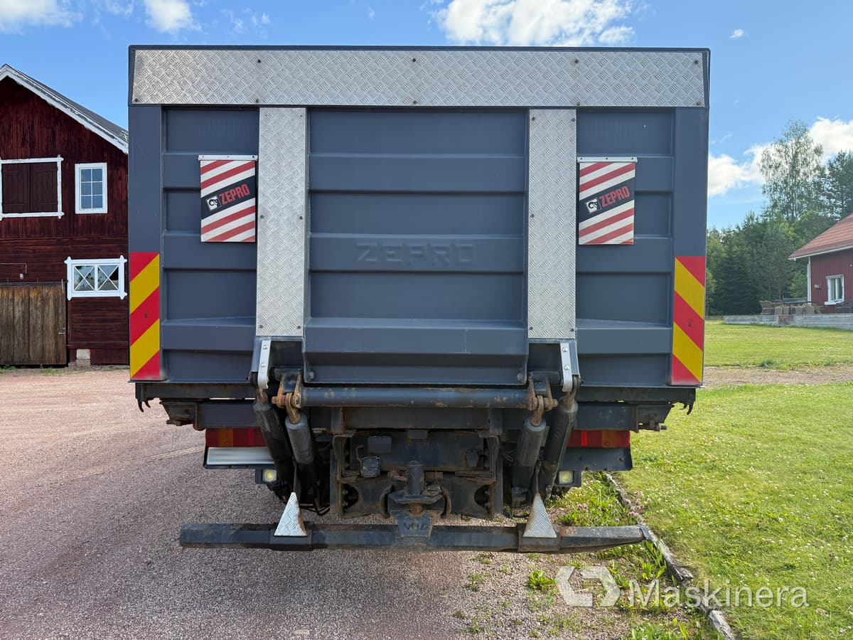 Kranbil Scania 114G - Sunkvežimis su kranu, Platforminis/ Bortinis sunkvežimis: foto 4 Kranbil Scania 114G - Sunkvežimis su kranu, Platforminis/ Bortinis sunkvežimis: foto 4