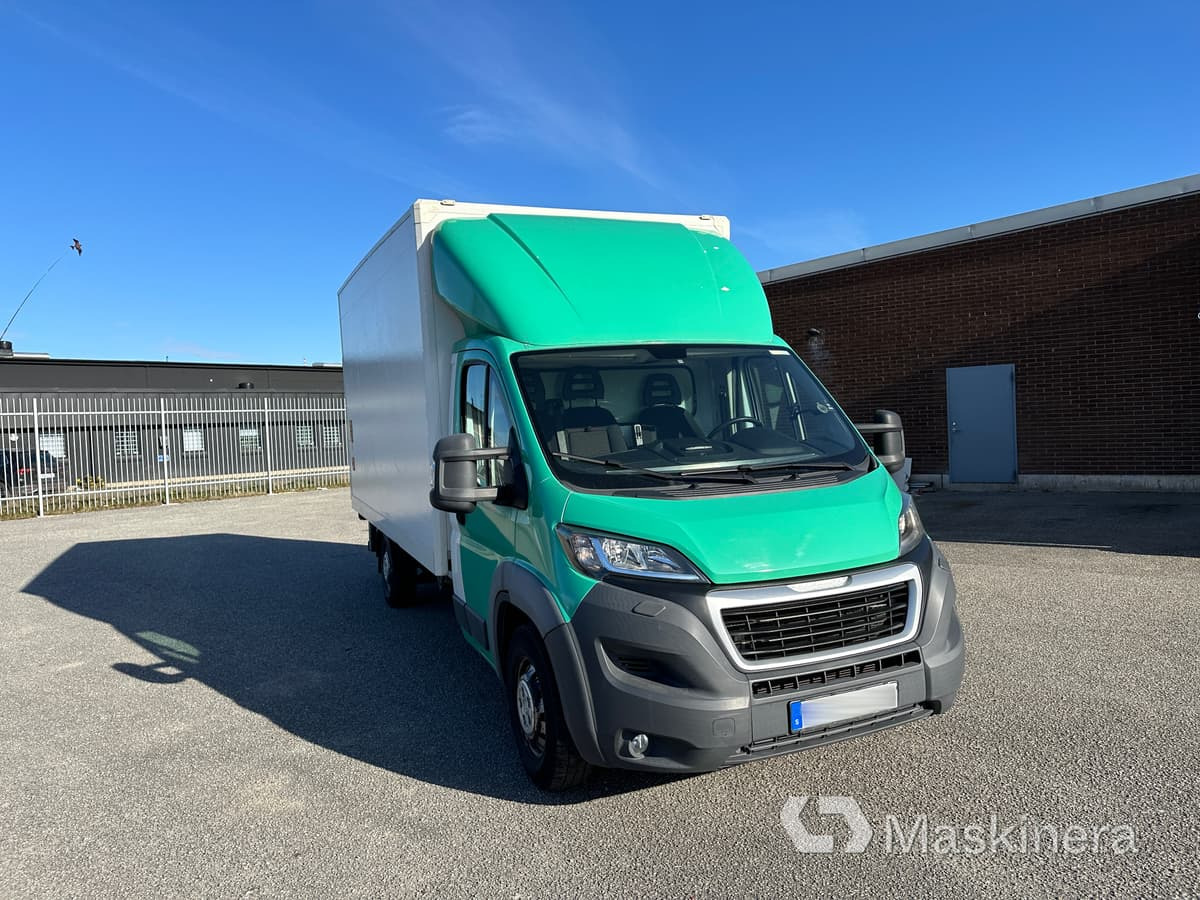Lastbil Peugeot Boxer 2017 - Furgonas su krovinių dėže: foto 3 Lastbil Peugeot Boxer 2017 - Furgonas su krovinių dėže: foto 3
