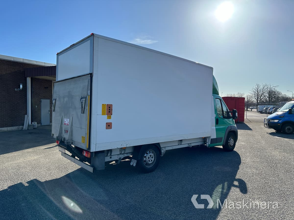 Lastbil Peugeot Boxer 2017 - Furgonas su krovinių dėže: foto 5 Lastbil Peugeot Boxer 2017 - Furgonas su krovinių dėže: foto 5