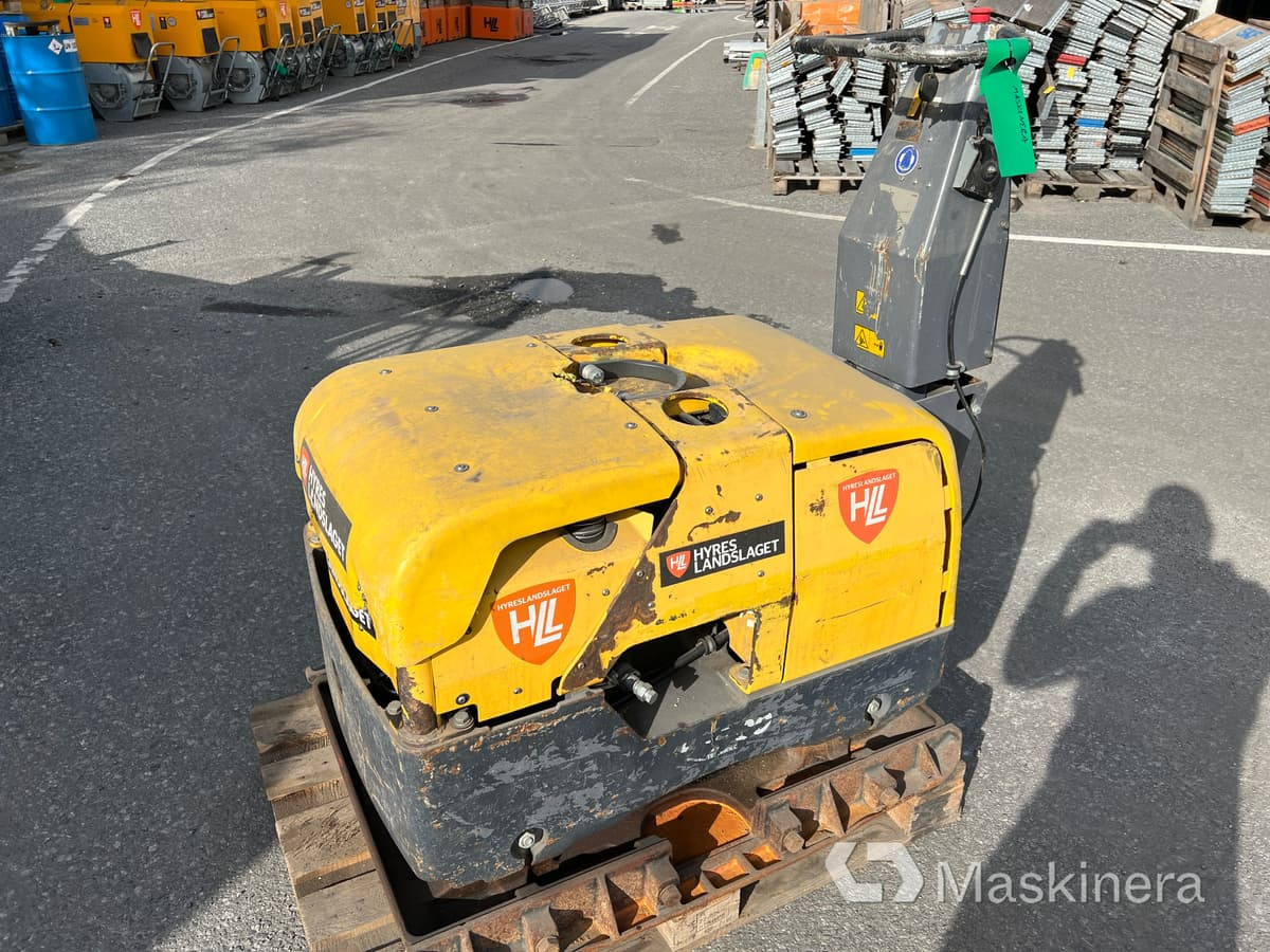 Markvibrator Atlas Copco LH700 - Tankinimo plokštė: foto 1 Markvibrator Atlas Copco LH700 - Tankinimo plokštė: foto 1