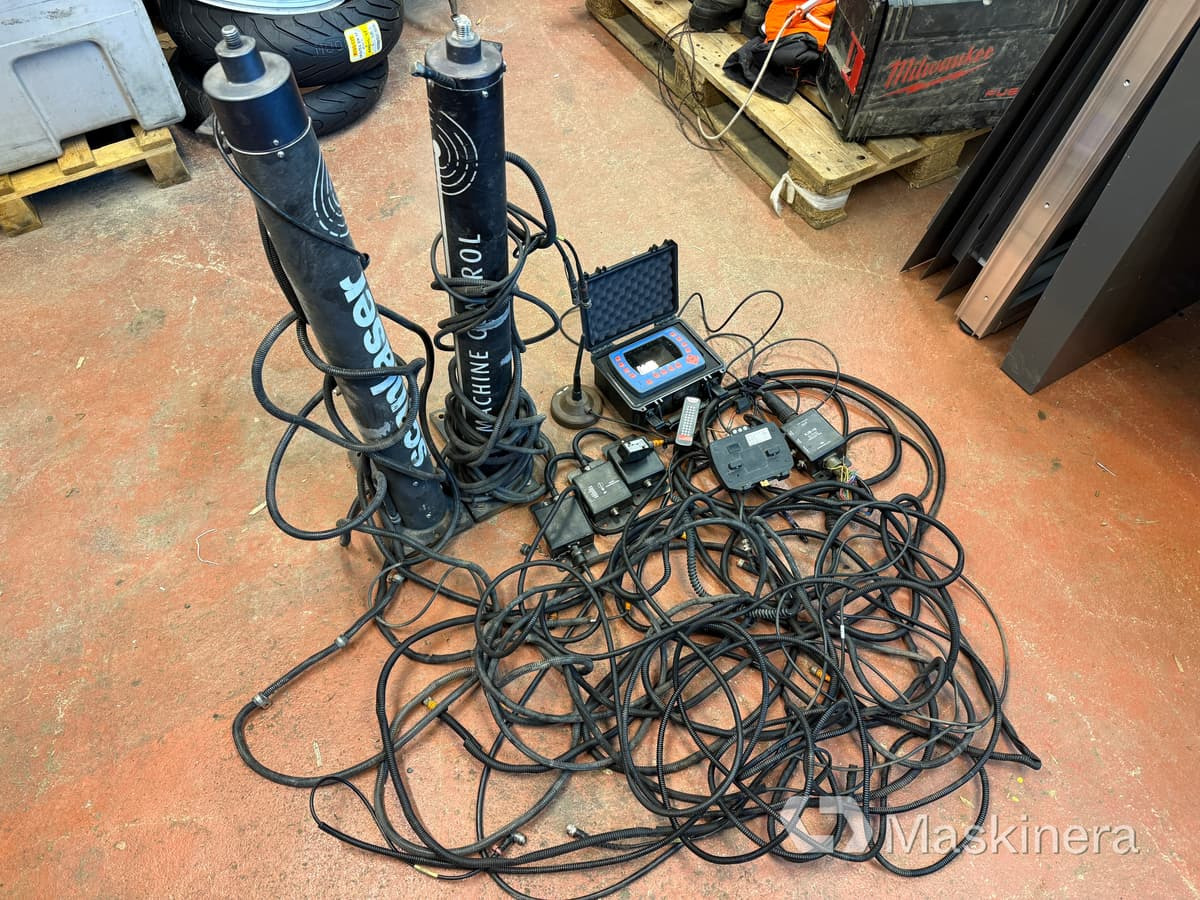 Maskinstyrning Leica Scanlaser XC14 - Jutiklis - Statybinė technika: foto 1 Maskinstyrning Leica Scanlaser XC14 - Jutiklis - Statybinė technika: foto 1