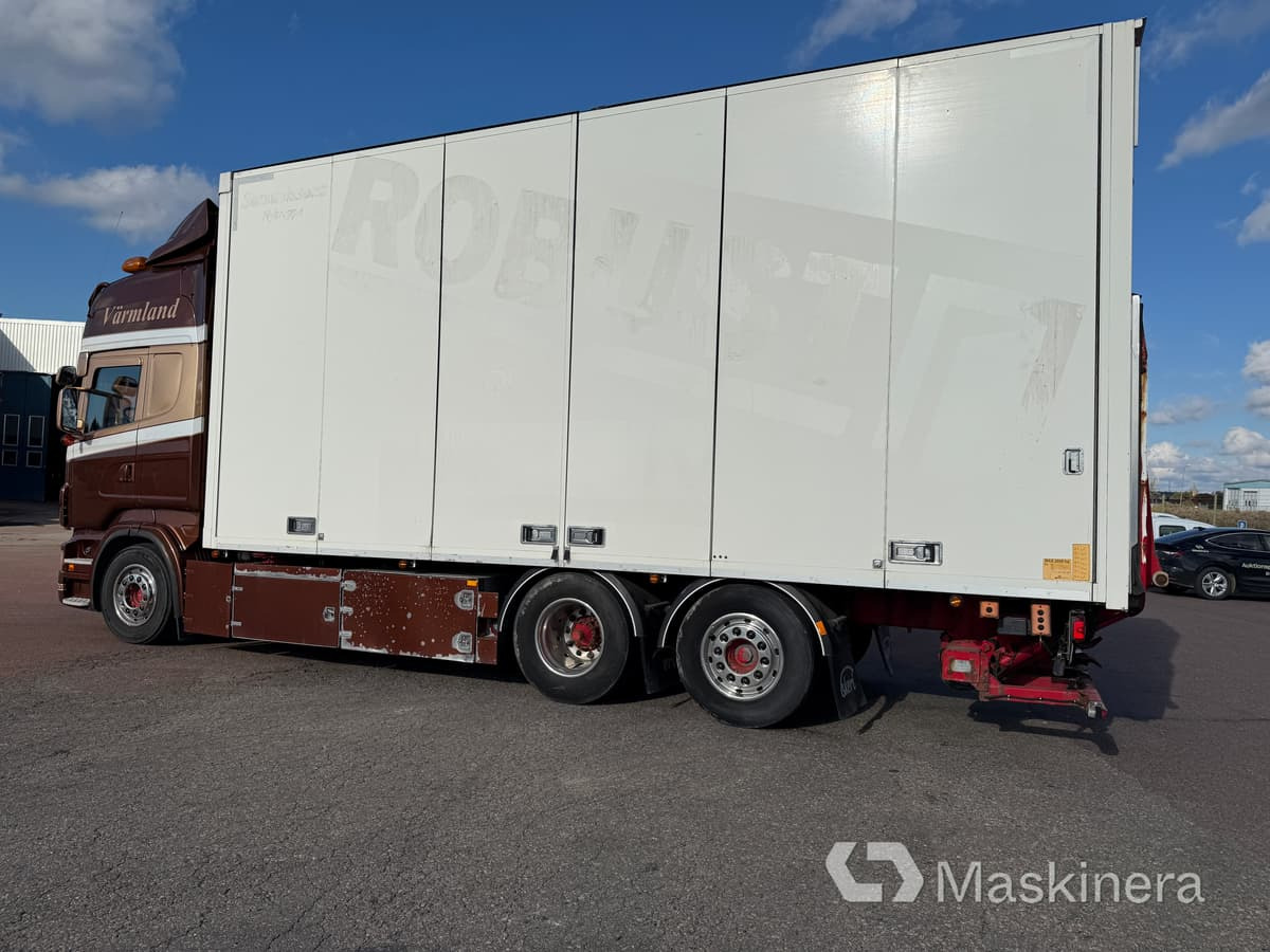 Scania R560 Skåpbil Scania R560 - Furgonas sunkvežimis: foto 2 Scania R560 Skåpbil Scania R560 - Furgonas sunkvežimis: foto 2