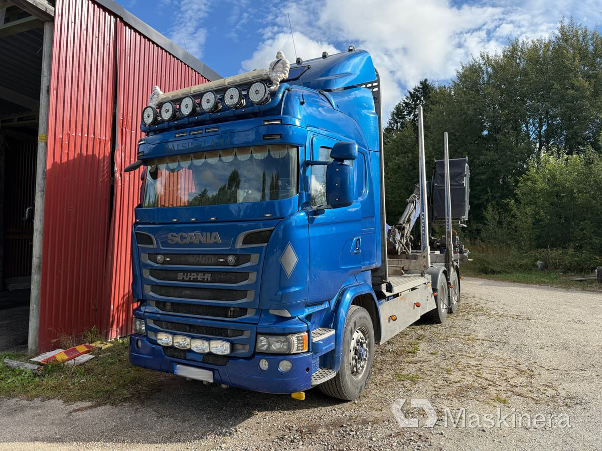 Scania R580LB6X4HNB Timmerbil Scania R580 6X4 med lastväxlare och vagn - Miškovežis: foto 2 Scania R580LB6X4HNB Timmerbil Scania R580 6X4 med lastväxlare och vagn - Miškovežis: foto 2