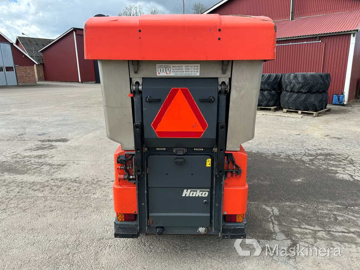 Sopmaskin Hako Citymaster 1200 - Gatvių šlavimo mašina: foto 4 Sopmaskin Hako Citymaster 1200 - Gatvių šlavimo mašina: foto 4