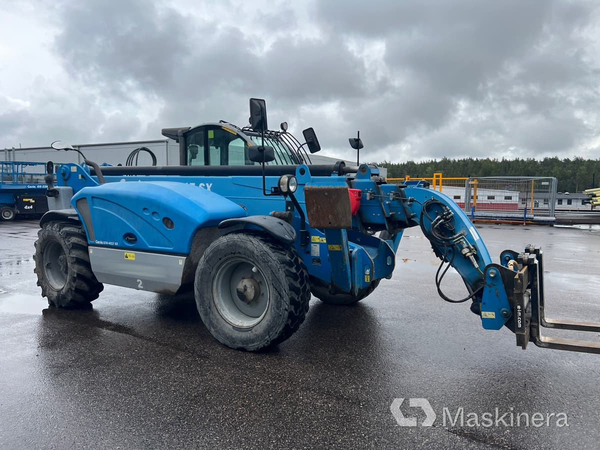 Teleskoplastare Genie GTH 4017SX med tillbehör - Teleskopinis ratinis krautuvas: foto 4 Teleskoplastare Genie GTH 4017SX med tillbehör - Teleskopinis ratinis krautuvas: foto 4