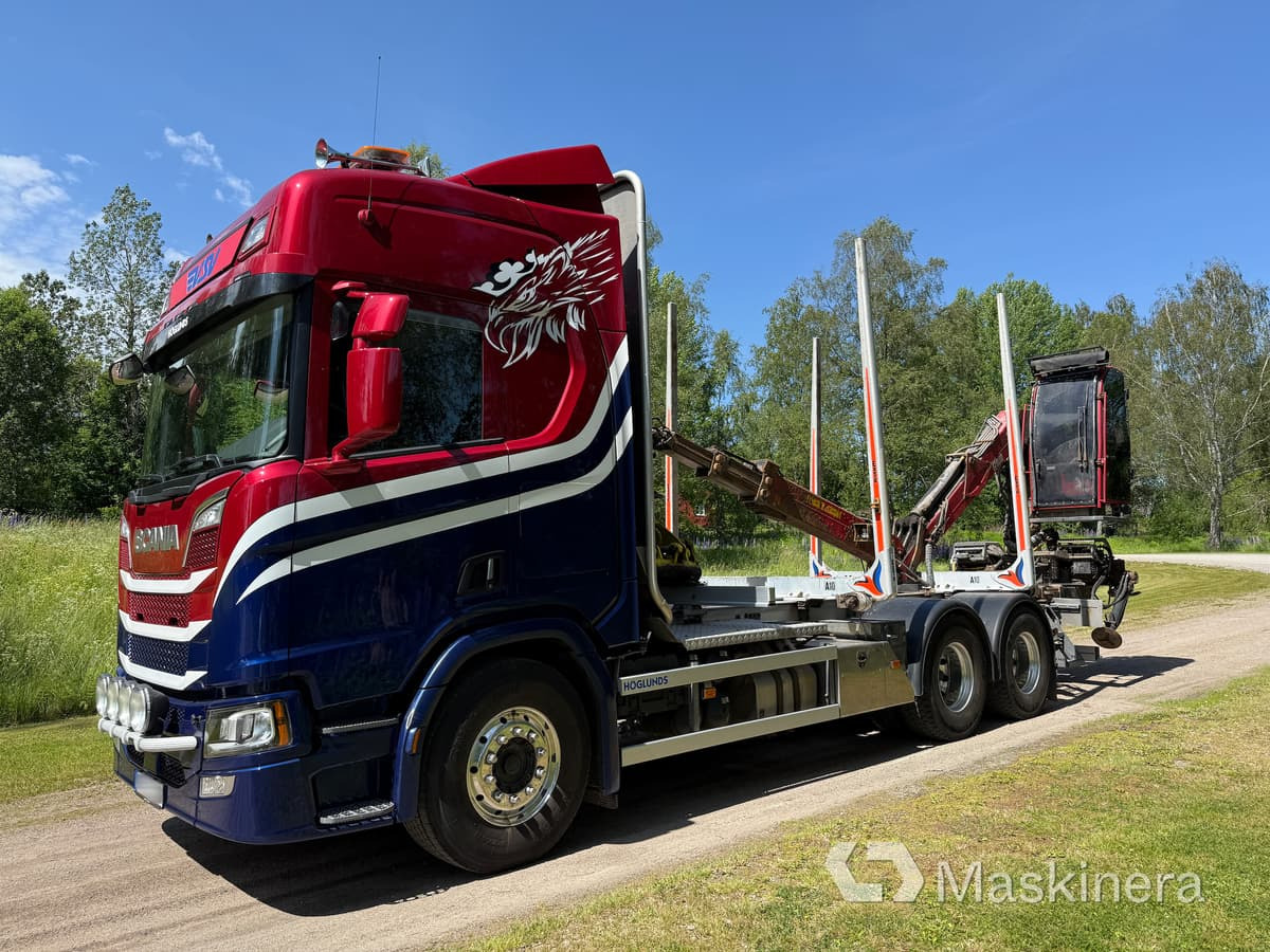 Timmerbil Scania R650B 6x4 NB med kran - Miškovežis: foto 1 Timmerbil Scania R650B 6x4 NB med kran - Miškovežis: foto 1