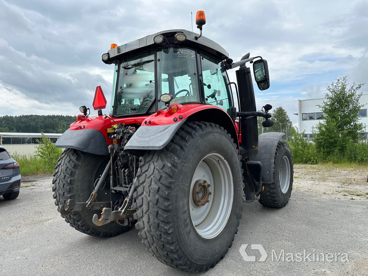 Traktor Massey Fergusson MF 6715 S + Bigab 10-14 G2 - Traktorius: foto 5 Traktor Massey Fergusson MF 6715 S + Bigab 10-14 G2 - Traktorius: foto 5