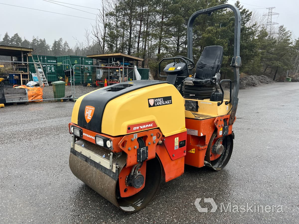 Vält Dynapac CC1100 - Asfalto volus: foto 1 Vält Dynapac CC1100 - Asfalto volus: foto 1
