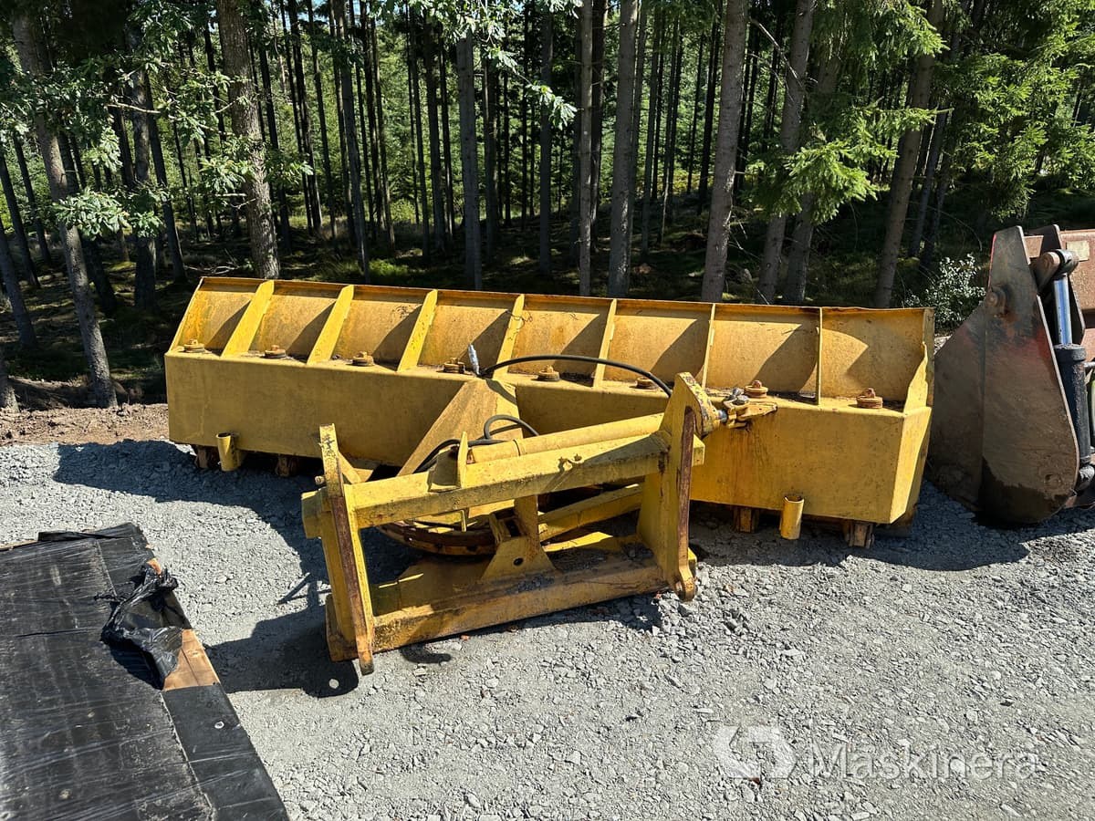 Vikplog 3200 Diagonalplog 3200 hydraulisk Stora BM - Sniego peilis: foto 4 Vikplog 3200 Diagonalplog 3200 hydraulisk Stora BM - Sniego peilis: foto 4