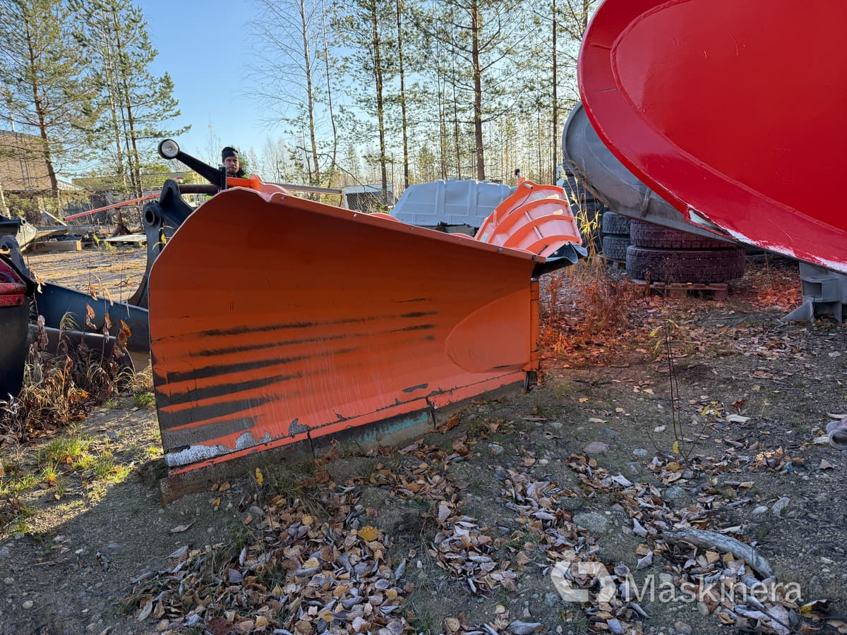 Vikplog PRONAR PWV4000HD - Sniego peilis: foto 3 Vikplog PRONAR PWV4000HD - Sniego peilis: foto 3