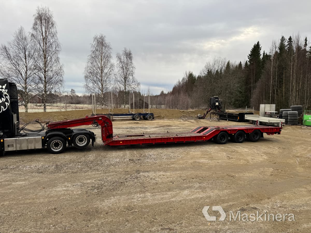 Scania R 620, Hafo H35 Plsbo Lastbil Scania R 620 med maskintrailer - Vilkikas, Autovežis puspriekabė: foto 3 Scania R 620, Hafo H35 Plsbo Lastbil Scania R 620 med maskintrailer - Vilkikas, Autovežis puspriekabė: foto 3