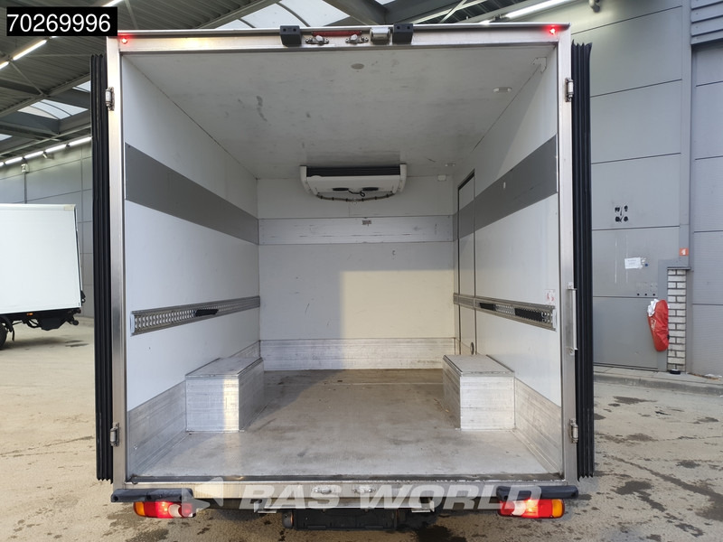 Fiat Ducato 150pk Koelwagen Vries Carrier Xarios 350 Stekker 220V Koeler Kühlwagen Vriezer 16m3 Airco - Furgonas šaldytuvas: foto 3 Fiat Ducato 150pk Koelwagen Vries Carrier Xarios 350 Stekker 220V Koeler Kühlwagen Vriezer 16m3 Airco - Furgonas šaldytuvas: foto 3