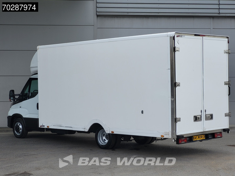 Iveco Daily 35C14 Automaat Luchtvering 530cm lang! Verkoopwagen Bakwagen Airco Cruise Camera Euro6 Meubelbak Plancher Foodtruck Paardenwagen - Furgonas su krovinių dėže: foto 2 Iveco Daily 35C14 Automaat Luchtvering 530cm lang! Verkoopwagen Bakwagen Airco Cruise Camera Euro6 Meubelbak Plancher Foodtruck Paardenwagen - Furgonas su krovinių dėže: foto 2
