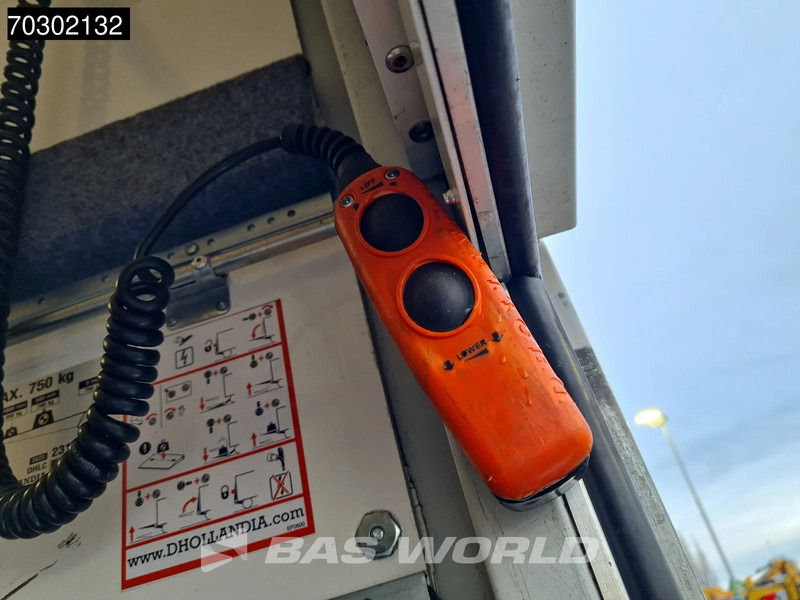 Furgonas su krovinių dėže Iveco Daily 35C16 3.0L Laadklep Dubbellucht Bakwagen Airco Cruise D'Hollandia Euro6 Meubelbak Koffer Airco Cruise control: foto 8 Furgonas su krovinių dėže Iveco Daily 35C16 3.0L Laadklep Dubbellucht Bakwagen Airco Cruise D'Hollandia Euro6 Meubelbak Koffer Airco Cruise control: foto 8