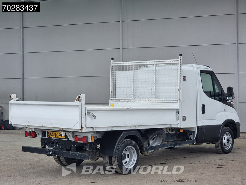 Iveco Daily 35C16 3.0L Open Laadbak met Kist Dubbellucht 3,5t Trekhaak Airco Cruise Pritsche Pickup Open Box Airco Cruise control - Bortinis automobilis: foto 5 Iveco Daily 35C16 3.0L Open Laadbak met Kist Dubbellucht 3,5t Trekhaak Airco Cruise Pritsche Pickup Open Box Airco Cruise control - Bortinis automobilis: foto 5