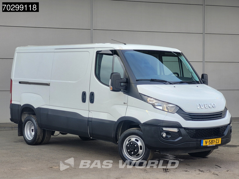 Iveco Daily 35C16 Dubbellucht L2H1 Laag Dak 3,5t Trekhaak 160PK Airco Cruise Camera Werkplaatsinrichting APK 08-2026 Euro6 L2 Airco Trekhaak - Krovininis mikroautobusas: foto 3 Iveco Daily 35C16 Dubbellucht L2H1 Laag Dak 3,5t Trekhaak 160PK Airco Cruise Camera Werkplaatsinrichting APK 08-2026 Euro6 L2 Airco Trekhaak - Krovininis mikroautobusas: foto 3