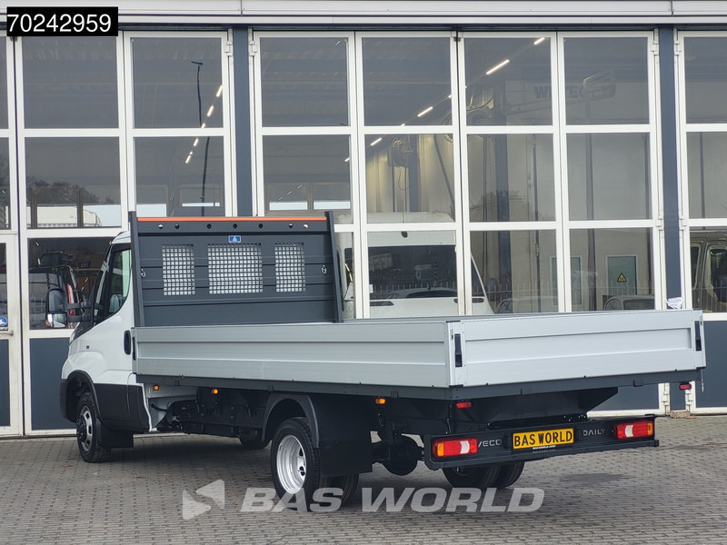 Iveco Daily 35C18 3.0L Automaat Nwe model 2025 Open laadbak Navi ACC LED 3,5T Trekvermogen Pritsche Pickup Airco - Bortinis automobilis: foto 2 Iveco Daily 35C18 3.0L Automaat Nwe model 2025 Open laadbak Navi ACC LED 3,5T Trekvermogen Pritsche Pickup Airco - Bortinis automobilis: foto 2