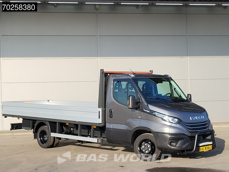 Iveco Daily 35C21 3.0 210PK Black Edition 2025model Open laadbak CarPlay ACC LED 3,5T Trekvermogen Pritsche Pickup Airco - Bortinis automobilis: foto 5 Iveco Daily 35C21 3.0 210PK Black Edition 2025model Open laadbak CarPlay ACC LED 3,5T Trekvermogen Pritsche Pickup Airco - Bortinis automobilis: foto 5