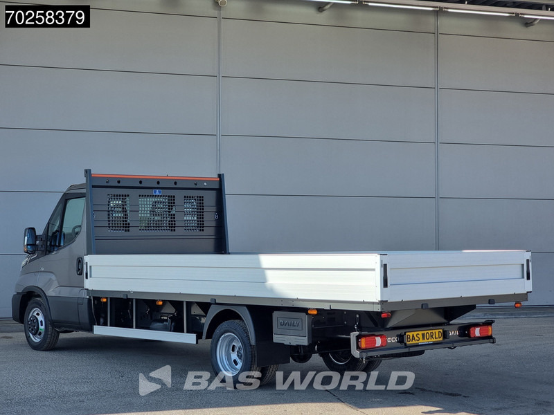 Iveco Daily 35C21 3.0L 210PK Black Edition 2025model Open laadbak CarPlay ACC LED 3,5T Trekvermogen Pritsche Pickup Airco - Bortinis automobilis: foto 5 Iveco Daily 35C21 3.0L 210PK Black Edition 2025model Open laadbak CarPlay ACC LED 3,5T Trekvermogen Pritsche Pickup Airco - Bortinis automobilis: foto 5