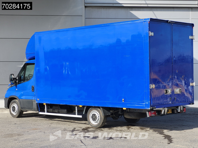 Iveco Daily 35S14 Automaat 488cm lang Bakwagen Achterdeuren Airco Cruise Camera Euro6 Meubelbak Koffer 23m3 Airco Cruise control - Furgonas su krovinių dėže: foto 2 Iveco Daily 35S14 Automaat 488cm lang Bakwagen Achterdeuren Airco Cruise Camera Euro6 Meubelbak Koffer 23m3 Airco Cruise control - Furgonas su krovinių dėže: foto 2