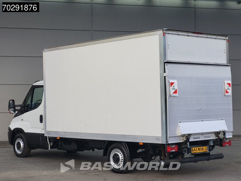 Iveco Daily 35S15 Automaat Laadklep Bakwagen Airco Euro6 Meubelbak Koffer 19m3 Airco - Furgonas su krovinių dėže: foto 2 Iveco Daily 35S15 Automaat Laadklep Bakwagen Airco Euro6 Meubelbak Koffer 19m3 Airco - Furgonas su krovinių dėže: foto 2