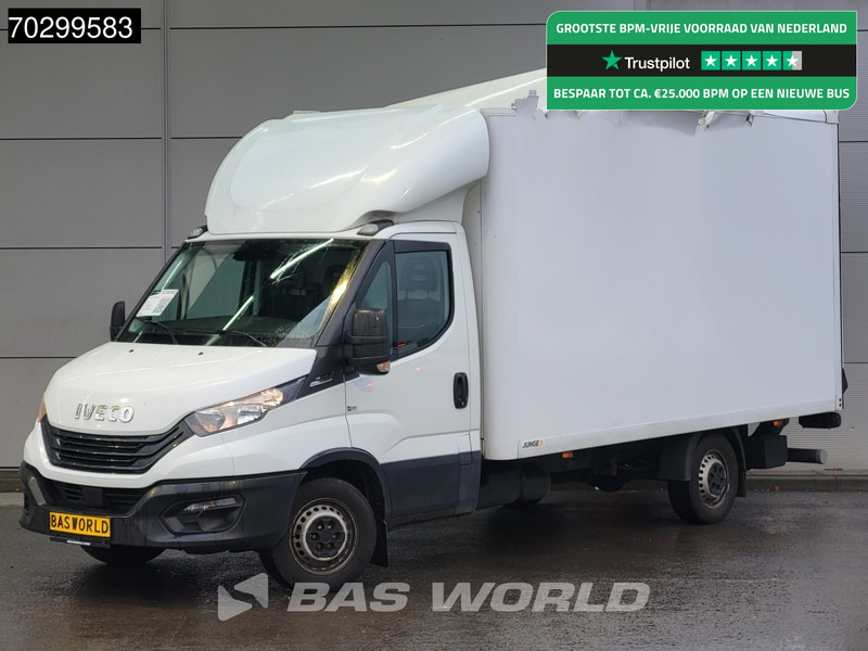 Iveco Daily 35S16 Laadklep Automaat SCHADE Bakwagen 160PK Airco Camera Euro6 Meubelbak Koffer Airco - Furgonas su krovinių dėže: foto 1 Iveco Daily 35S16 Laadklep Automaat SCHADE Bakwagen 160PK Airco Camera Euro6 Meubelbak Koffer Airco - Furgonas su krovinių dėže: foto 1