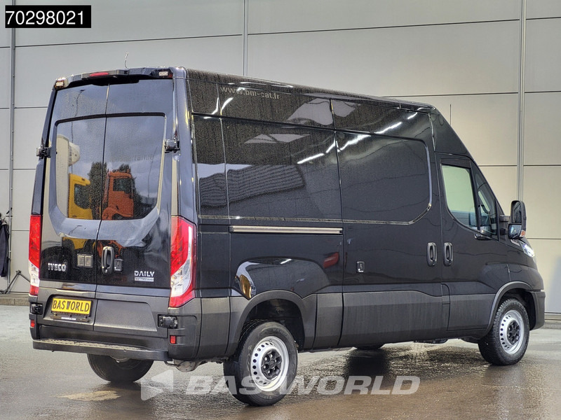 Iveco Daily 35S18 3.0L Automaat L2H2 3,5t Trekgewicht 180PK LED ACC Navi Airco Euro6 L2 Airco - Krovininis mikroautobusas: foto 5 Iveco Daily 35S18 3.0L Automaat L2H2 3,5t Trekgewicht 180PK LED ACC Navi Airco Euro6 L2 Airco - Krovininis mikroautobusas: foto 5