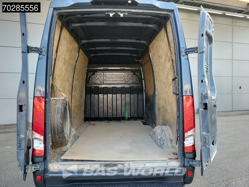 Iveco Daily 35S18 3.0L Automaat L2H2 3,5t Trekhaak LED Navi Airco Cruise Camera Euro6 L2 11m3 Airco Trekhaak Cruise control - Krovininis mikroautobusas: foto 3 Iveco Daily 35S18 3.0L Automaat L2H2 3,5t Trekhaak LED Navi Airco Cruise Camera Euro6 L2 11m3 Airco Trekhaak Cruise control - Krovininis mikroautobusas: foto 3