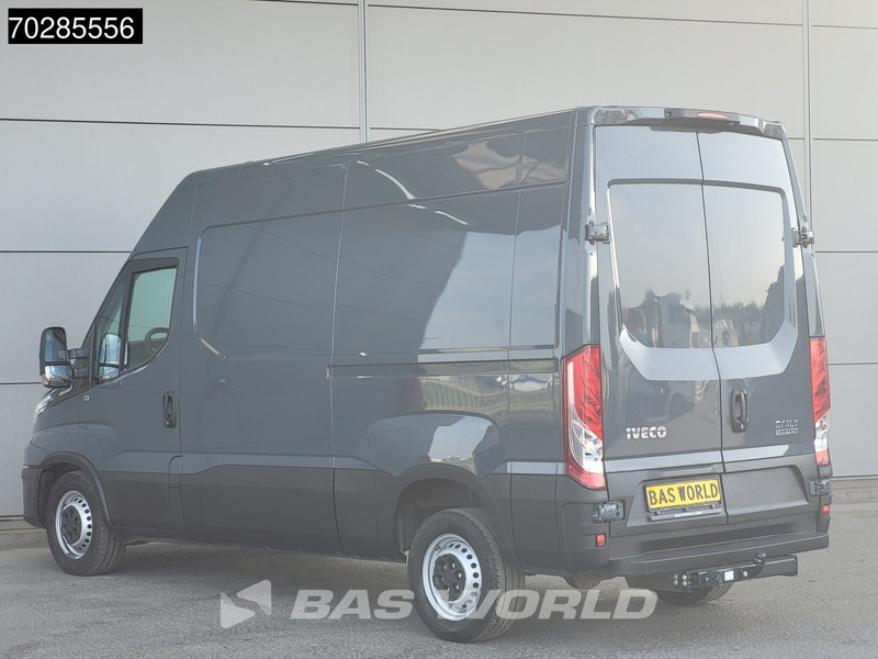 Iveco Daily 35S18 3.0L Automaat L2H2 3,5t Trekhaak LED Navi Airco Cruise Camera Euro6 L2 11m3 Airco Trekhaak Cruise control - Krovininis mikroautobusas: foto 2 Iveco Daily 35S18 3.0L Automaat L2H2 3,5t Trekhaak LED Navi Airco Cruise Camera Euro6 L2 11m3 Airco Trekhaak Cruise control - Krovininis mikroautobusas: foto 2
