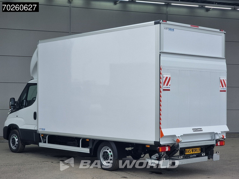 Iveco Daily 35S21 3.0L Automaat Laadklep Zijdeur 210PK 2025-Model ACC LED CarPlay Lat om Lat D'Hollandia 3,5t Trekvermogen Euro6 Meubelbak K - Furgonas su krovinių dėže: foto 2 Iveco Daily 35S21 3.0L Automaat Laadklep Zijdeur 210PK 2025-Model ACC LED CarPlay Lat om Lat D'Hollandia 3,5t Trekvermogen Euro6 Meubelbak K - Furgonas su krovinių dėže: foto 2