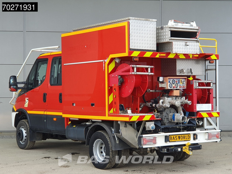 Iveco Daily 70C17 4x4 Achleitner Firetruck Brandweerwagen AWD Allrad Camper 1200liter Airco Dubbel cabine Trekhaak Cruise control - Greitosios pagalbos automobilis: foto 2 Iveco Daily 70C17 4x4 Achleitner Firetruck Brandweerwagen AWD Allrad Camper 1200liter Airco Dubbel cabine Trekhaak Cruise control - Greitosios pagalbos automobilis: foto 2