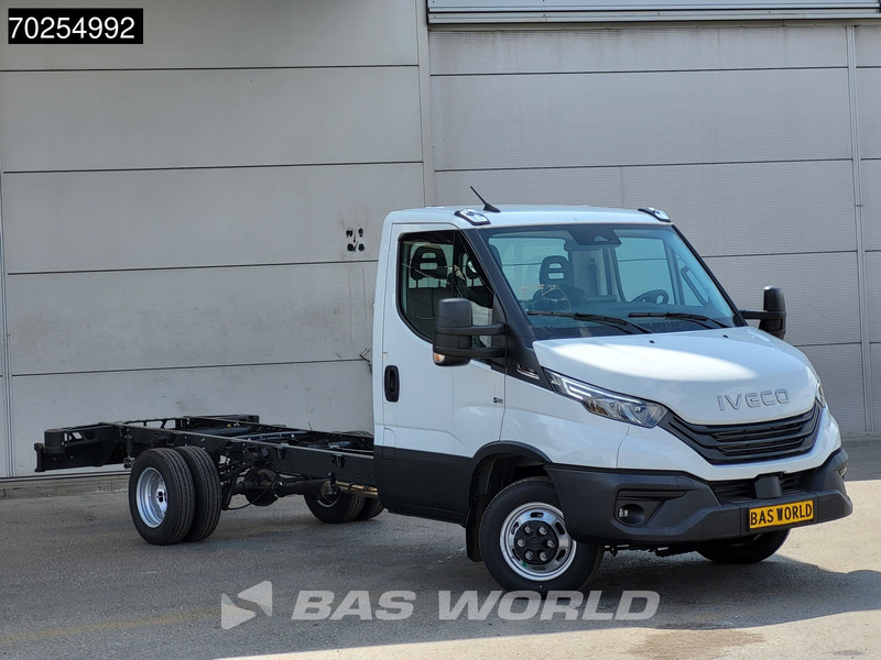 Iveco Daily 35C18 Chassis Cabine Automaat 410WB Airco Cruise Navi LED Euro6 Fahrgestell Chassis 22m3 Cruise control - Komercinis automobilis: foto 3 Iveco Daily 35C18 Chassis Cabine Automaat 410WB Airco Cruise Navi LED Euro6 Fahrgestell Chassis 22m3 Cruise control - Komercinis automobilis: foto 3