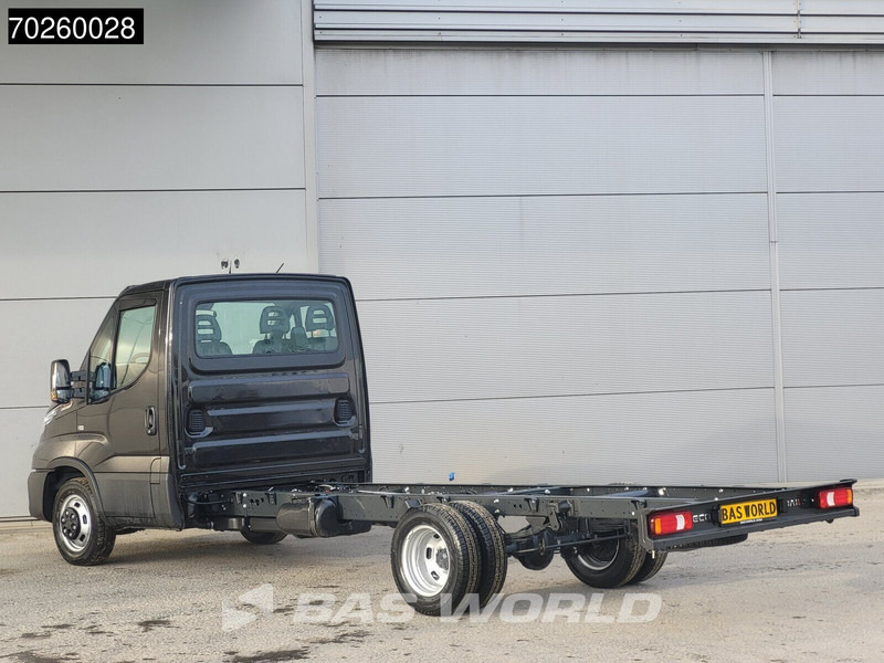 Iveco Daily 35C21 Automaat 410WB Chassis Cabine LED Navi ACC Fahrgestell Airco - Komercinis automobilis: foto 2 Iveco Daily 35C21 Automaat 410WB Chassis Cabine LED Navi ACC Fahrgestell Airco - Komercinis automobilis: foto 2