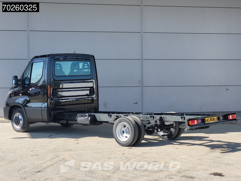 Iveco Daily 35C21 Automaat 410wb Dubbellucht 2025model Chassis Cabine ACC Fahrgestell Airco - Komercinis automobilis: foto 2 Iveco Daily 35C21 Automaat 410wb Dubbellucht 2025model Chassis Cabine ACC Fahrgestell Airco - Komercinis automobilis: foto 2