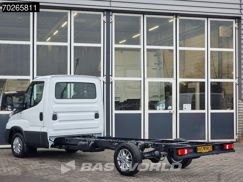 Iveco Daily 35S16 Automaat Chassis Cabine 410WB 2025 model LED CarPlay Camera Velgen Cruise Airco Fahrgestell Airco - Komercinis automobilis: foto 2 Iveco Daily 35S16 Automaat Chassis Cabine 410WB 2025 model LED CarPlay Camera Velgen Cruise Airco Fahrgestell Airco - Komercinis automobilis: foto 2