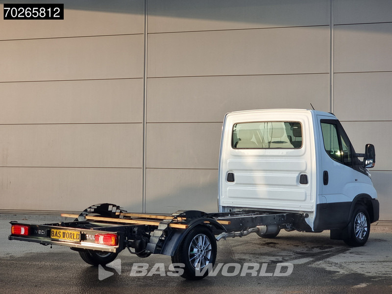 Iveco Daily 35S16 Automaat Chassis Cabine 410WB 2025 model LED CarPlay Camera Velgen Cruise Airco Fahrgestell Airco - Komercinis automobilis: foto 5 Iveco Daily 35S16 Automaat Chassis Cabine 410WB 2025 model LED CarPlay Camera Velgen Cruise Airco Fahrgestell Airco - Komercinis automobilis: foto 5