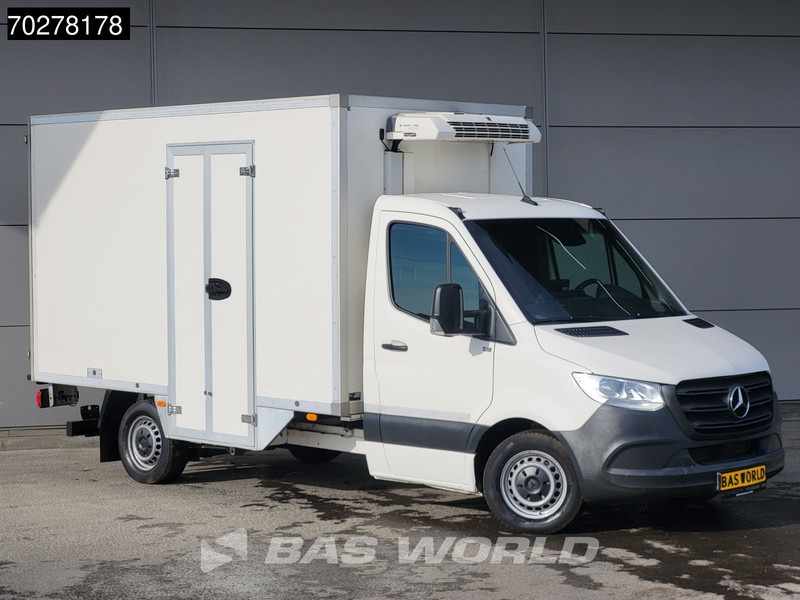 Mercedes-Benz Sprinter 314 CDI Automaat Koelwagen Bi temp Thermo King V-300 Max Koeler Koel Vries Vriezer Kühlkasten Airco Cruise control - Furgonas šaldytuvas: foto 3 Mercedes-Benz Sprinter 314 CDI Automaat Koelwagen Bi temp Thermo King V-300 Max Koeler Koel Vries Vriezer Kühlkasten Airco Cruise control - Furgonas šaldytuvas: foto 3