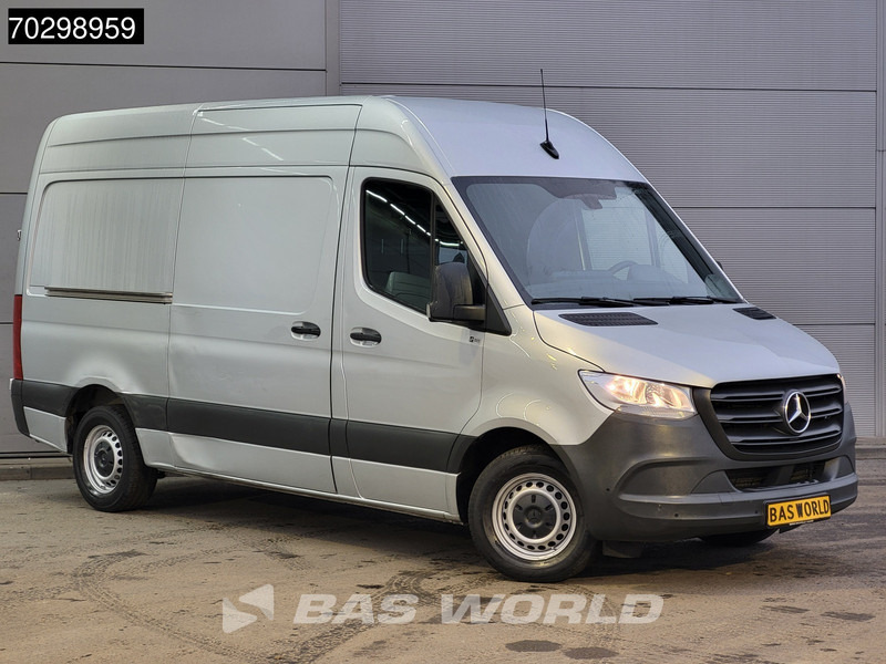 Mercedes-Benz Sprinter 315 CDI Automaat L2H2 150PK Airco Camera Parkeersensoren MBUX CarPlay Euro6 L2 12m3 Airco - Mažas furgonas: foto 3 Mercedes-Benz Sprinter 315 CDI Automaat L2H2 150PK Airco Camera Parkeersensoren MBUX CarPlay Euro6 L2 12m3 Airco - Mažas furgonas: foto 3