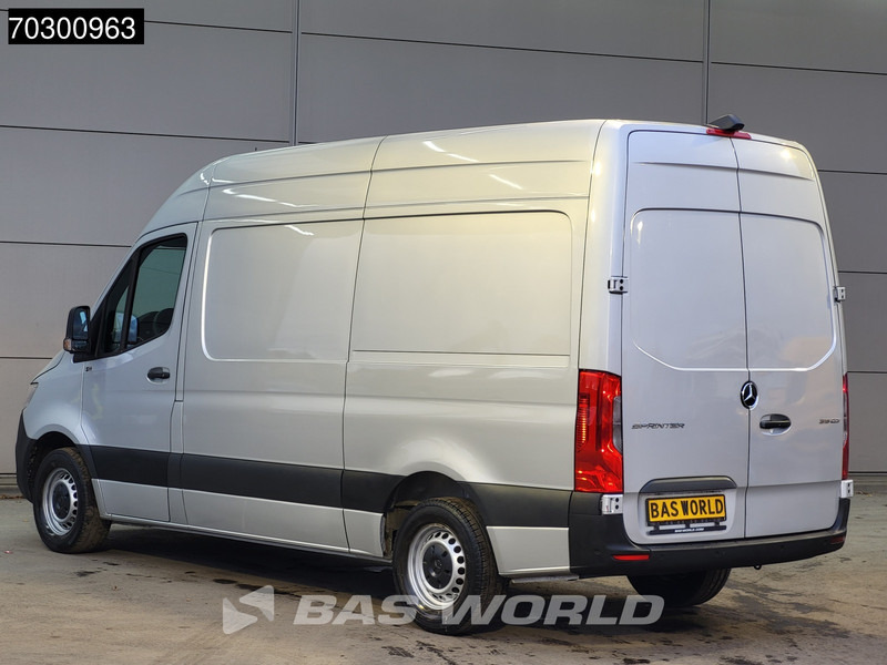 Mercedes-Benz Sprinter 315 CDI Automaat L2H2 150PK Airco Camera Parkeersensoren MBUX CarPlay Euro6 L2 12m3 Airco - Mažas furgonas: foto 2 Mercedes-Benz Sprinter 315 CDI Automaat L2H2 150PK Airco Camera Parkeersensoren MBUX CarPlay Euro6 L2 12m3 Airco - Mažas furgonas: foto 2