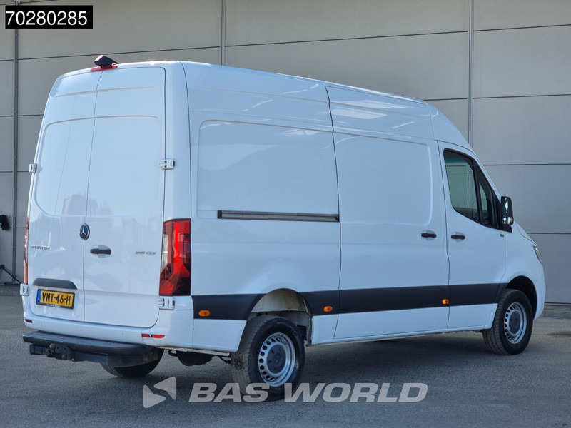 Mercedes-Benz Sprinter 315 CDI Automaat L2H2 LED Trekhaak Navi Airco Cruise Camera MBUX L2 10m3 Airco Trekhaak Cruise control - Krovininis mikroautobusas: foto 5 Mercedes-Benz Sprinter 315 CDI Automaat L2H2 LED Trekhaak Navi Airco Cruise Camera MBUX L2 10m3 Airco Trekhaak Cruise control - Krovininis mikroautobusas: foto 5